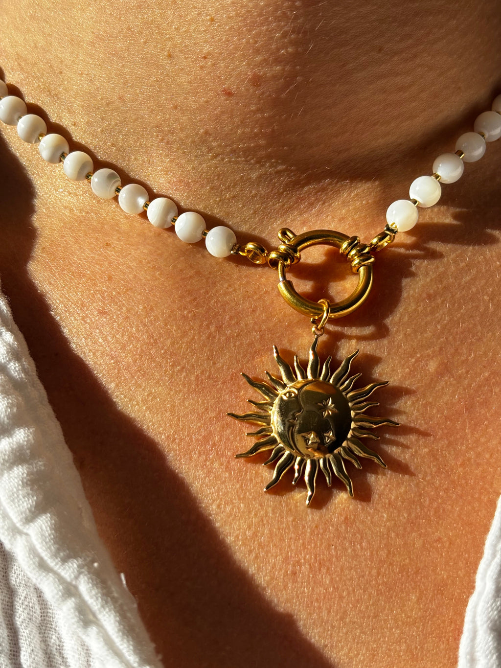 Collier ✧ Féminin & Intuition Éveil de lumière