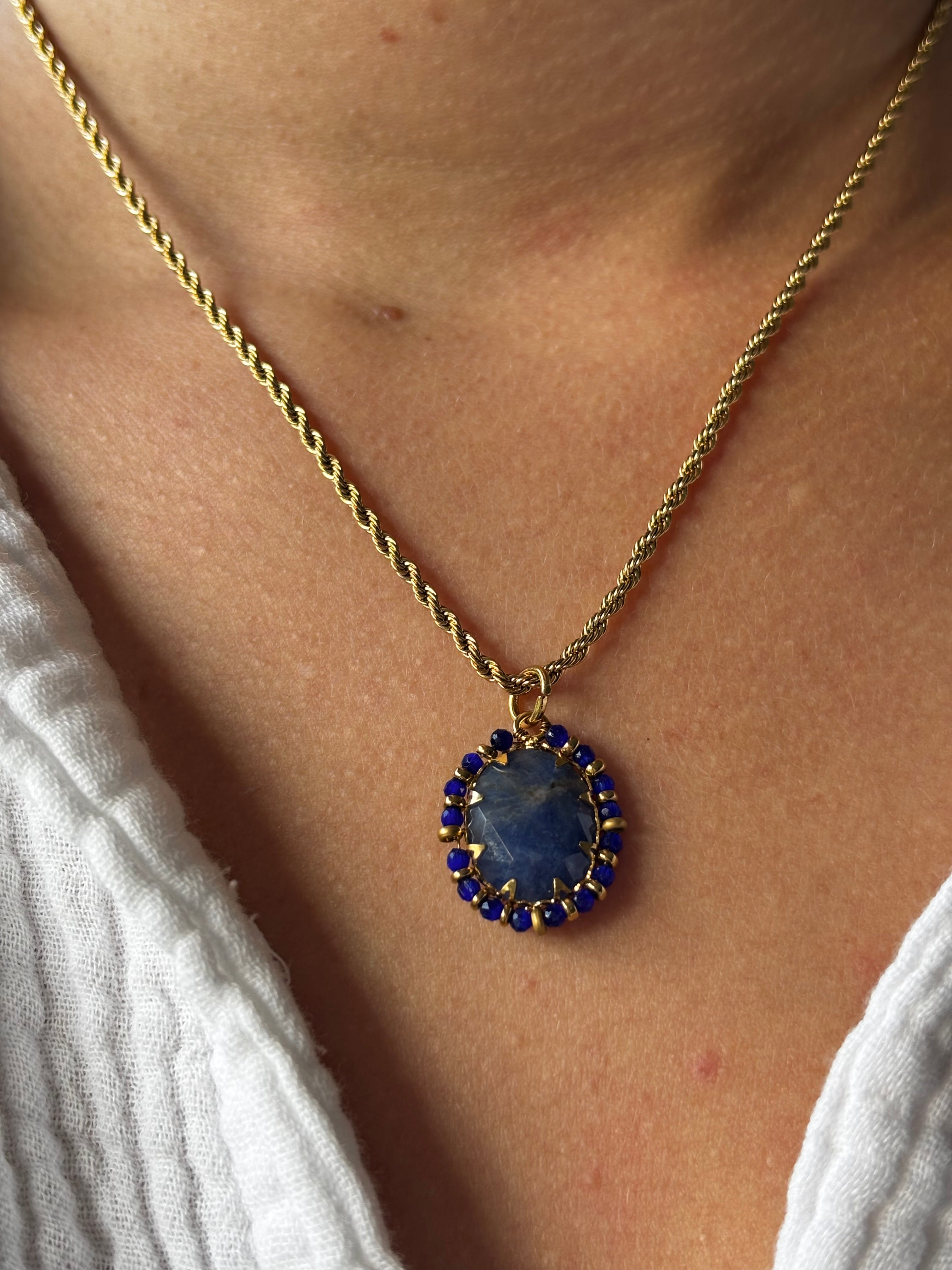 Collier ✧ Torsadée Rhodonite Éveil de lumière